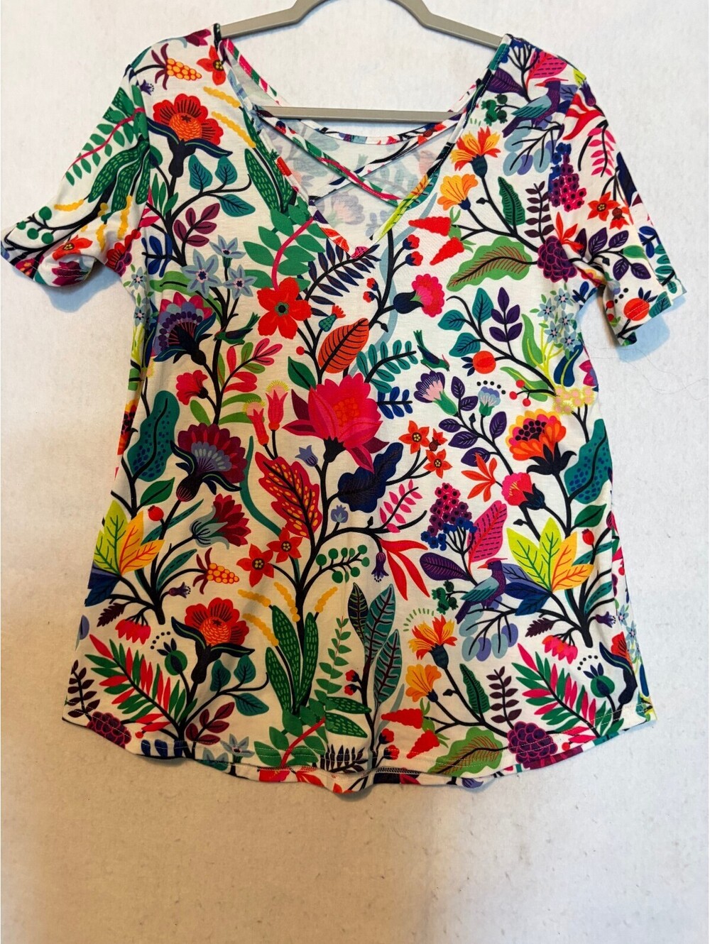 Southern Stitch Medium Floral Print Short Sleeve Top